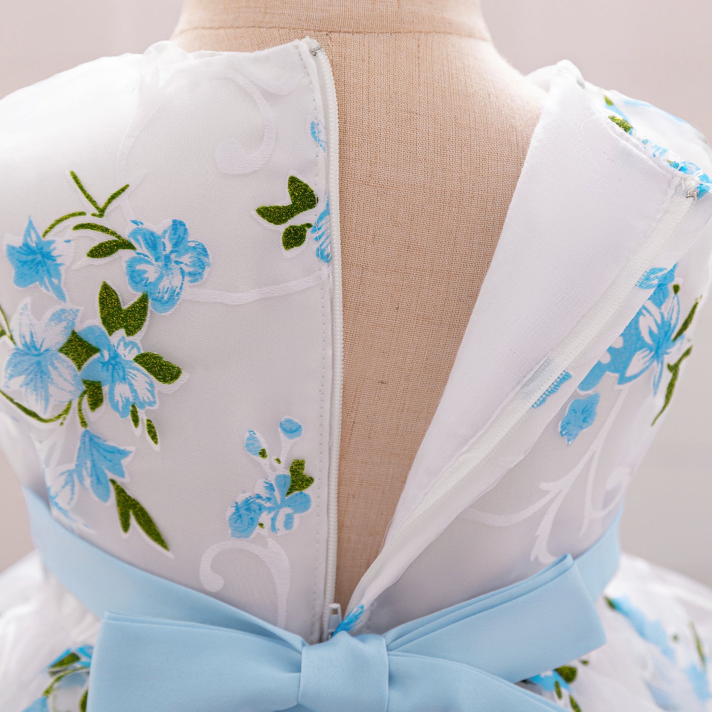 Girls White & Blue Floral Party Dress with Bow and Flower Belt – Elegant Summer Outfit