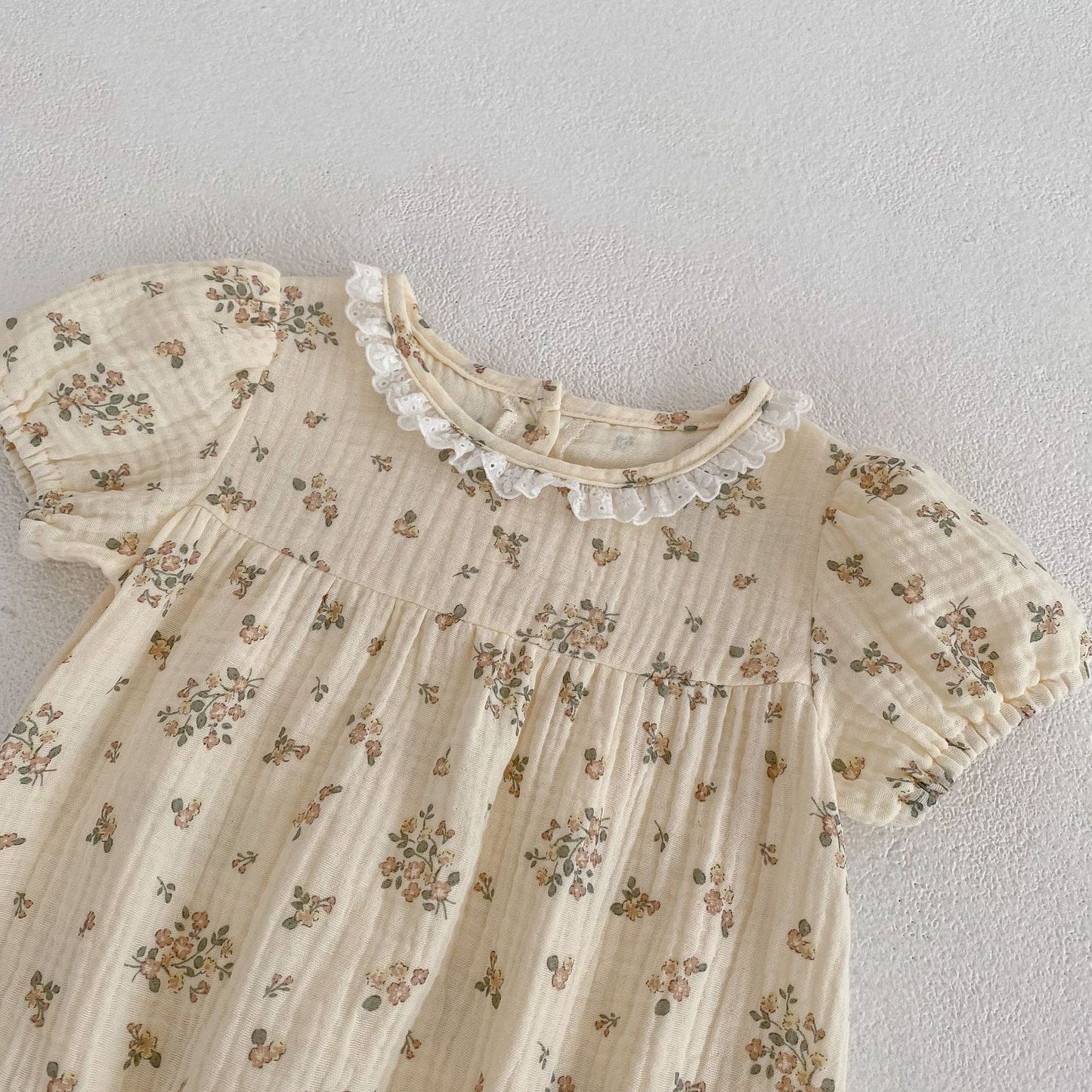 Vintage Floral Baby Dress with Lace Collar